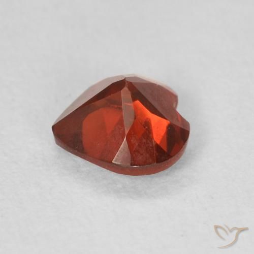 Pyrope Garnet Gemstone in 5 x 5 mm (calibrated) Size for Sale, Pyrope Garnet Stone in Currant Red Color