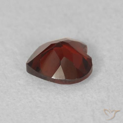 Pyrope Garnet Gemstone in 4.9 x 4.8 mm Size for Sale, Pyrope Garnet Stone in Merlot Red Color