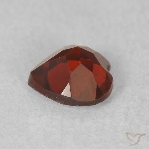 Pyrope Garnet Gemstone in 5 x 5 mm (calibrated) Size for Sale, Pyrope Garnet Stone in Sangria Red Color