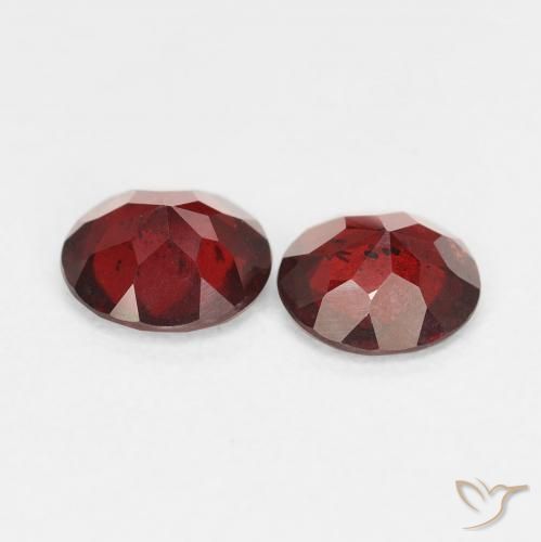 Pyrope Garnet Gemstones in 5.7 mm Size for Sale, Pyrope Garnet Stones in Sangria Red Color