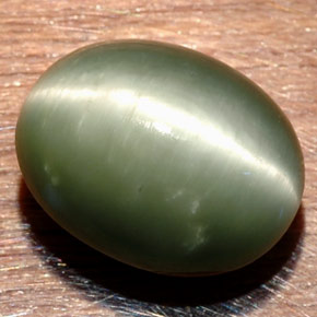 Quartz Cat's Eye Gemstone in 13.5 x 10.7 mm Size for Sale, Quartz Cat's Eye Stone in Green Color