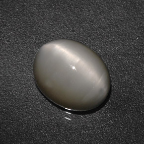 Quartz Cat's Eye Gemstone in 10 x 8 mm (calibrated) Size for Sale, Quartz Cat's Eye Stone in Cream Color