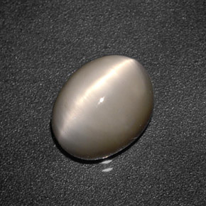 3.16 ct Cream Quartz Cat's Eye Stone, Natural Quartz Cat's Eye in Oval Cabochon Shape for Sale