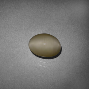 1.64 ct Cream Quartz Cat's Eye Stone, Natural Quartz Cat's Eye in Oval Cabochon Shape for Sale