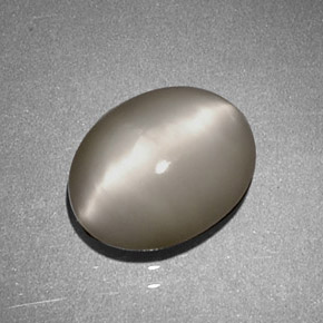 Quartz Cat's Eye Gemstone in 9 x 7 mm (calibrated) Size for Sale, Quartz Cat's Eye Stone in Cream Color