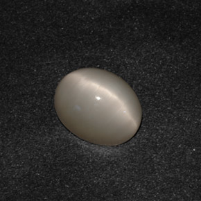 3.30 ct Gray Quartz Cat's Eye Gemstone, Quartz Cat's Eye Gem in Oval Cabochon Shape for Sale.