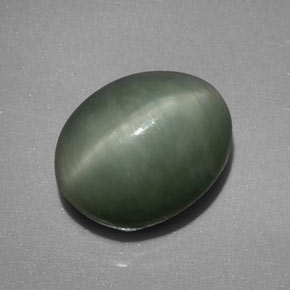 4.48 ct Green Quartz Cat's Eye Gemstone, Quartz Cat's Eye Gem in Oval Cabochon Shape for Sale.
