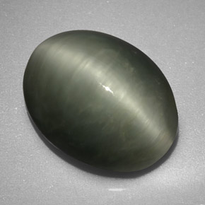 5.73 ct Green Quartz Cat's Eye Gemstone, Quartz Cat's Eye Gem in Oval Cabochon Shape for Sale.