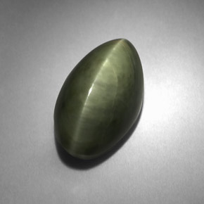 6.18 ct Green Quartz Cat's Eye Gemstone, Quartz Cat's Eye Gem in Marquise Cabochon Shape for Sale.