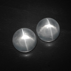 10.05 ct White Quartz Cat's Eye Gemstone, Quartz Cat's Eye Gem in Round Cabochon Shape for Sale.