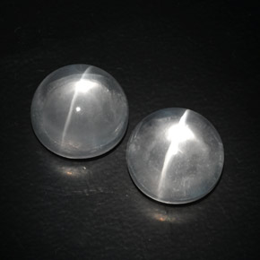 11.83 ct White Quartz Cat's Eye Stone, Natural Quartz Cat's Eye in Round Cabochon Shape for Sale