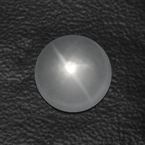 6.18 ct White Quartz Cat's Eye Stone, Natural Quartz Cat's Eye in Round Cabochon Shape for Sale