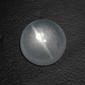 8.07 ct White Quartz Cat's Eye Stone, Natural Quartz Cat's Eye in Round Cabochon Shape for Sale