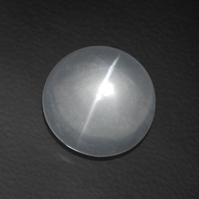 8.07 ct White Quartz Cat's Eye Gemstone, Quartz Cat's Eye Gem in Round Cabochon Shape for Sale.