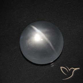 8.13 ct White Quartz Cat's Eye Stone, Natural Quartz Cat's Eye in Round Cabochon Shape for Sale
