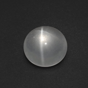 7.54 ct White Quartz Cat's Eye Stone, Natural Quartz Cat's Eye in Round Cabochon Shape for Sale