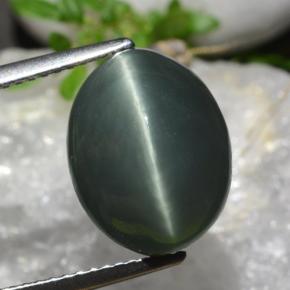 7.99 ct Green Quartz Cat's Eye Gemstone, Quartz Cat's Eye Gem in Oval Cabochon Shape for Sale.
