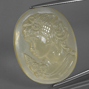45.60 ct Yellow Quartz Stone, Natural Quartz in Carved Cameo Shape for Sale