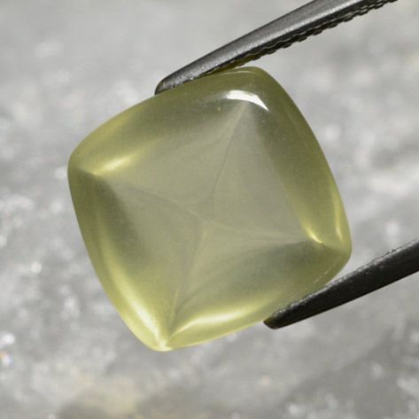 Light Greenish Yellow Quartz Gem - 8.7ct Cushion Cabochon (ID: 262670)