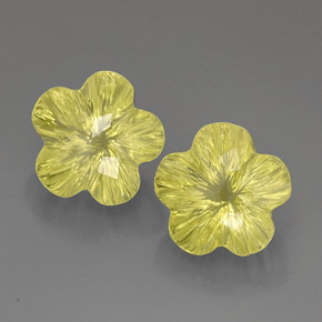 13.28 ct Yellow Quartz Gemstone, Quartz Gem in Flower-Cut Shape for Sale.