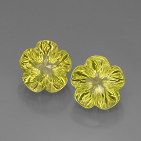 23.32 ct Yellow Quartz Gemstone, Quartz Gem in Flower-Cut Shape for Sale.