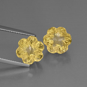 8.48 ct Yellow Quartz Stone, Natural Quartz in Flower-Cut Shape for Sale