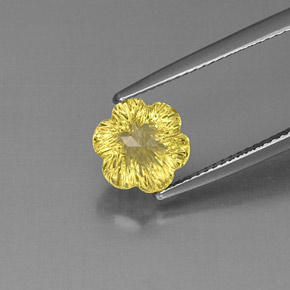 2.67 ct Yellow Quartz Stone, Natural Quartz in Flower-Cut Shape for Sale