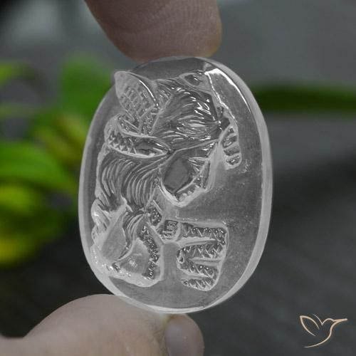 39.50 ct White Quartz Stone, Natural Quartz in Carved Cameo Shape for Sale