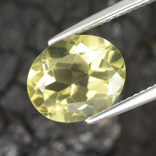 Light Yellow Quartz Gem - 3.9ct Oval Facet (ID: 306996)