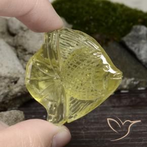 Quartz Gemstone in 39.8 x 37.2 mm Size for Sale, Quartz Stone in Pale Yellow Color