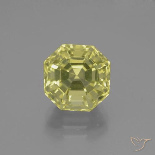 4.55ct Natural Light Yellow Quartz, Emerald Cut, VVS