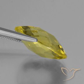 Quartz Gemstone in 20 x 15 mm (calibrated) Size for Sale, Quartz Stone in Light Yellow Color