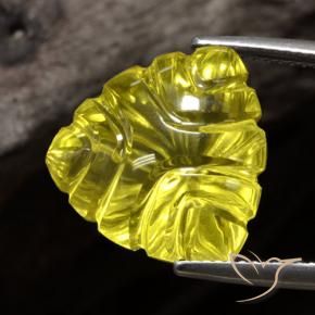 13.92 ct Yellow Quartz Stone, Natural Quartz in Fancy Carved Trillion Shape for Sale