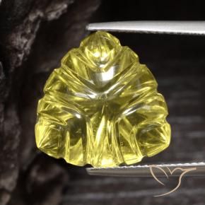 15.33 ct Yellow Quartz Stone, Natural Quartz in Fancy Carved Trillion Shape for Sale