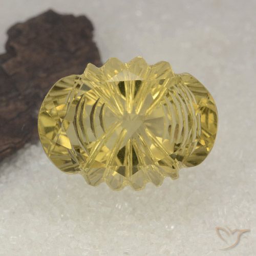 19 x 14.3mm Carved Oval Golden Quartz from Brazil, Weight of 14.86ct, Natural irradiated Gemstone in Transparent Clarity, 1pc Quartz - Color: Medium Gold, Mohs Hardness of 7 suitable for daily wear jewelry, Photo A