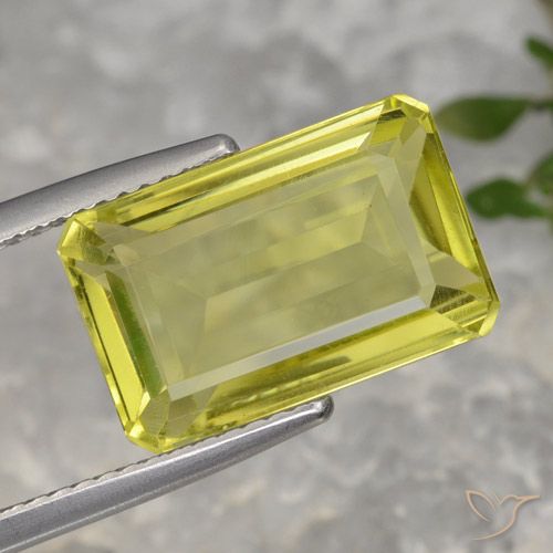Light Yellow Quartz Gem - 8.1ct Octagon Step Cut (ID: 473024)