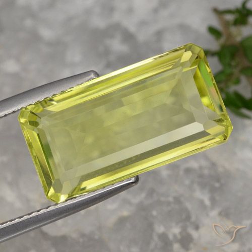 10.27ct Natural Light Yellow Quartz, Emerald Cut, VVS-VS