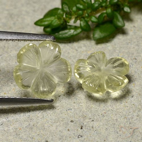 2.39ctw Natural Pale Cream Yellow Quartz, Flower Cut, Transparent