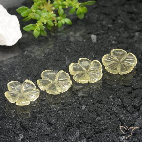 1.6ct Carved Flower Lemon Quartz Gem for sale 1.6ct Carved Flower Lemon Quartz Gem (ID: 485518)