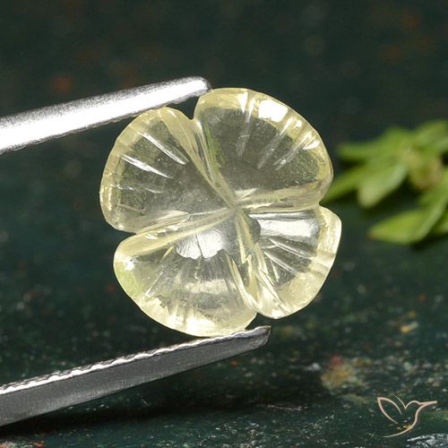 1.76ct Natural Pale Cream Yellow Quartz, Flower Cut, Transparent
