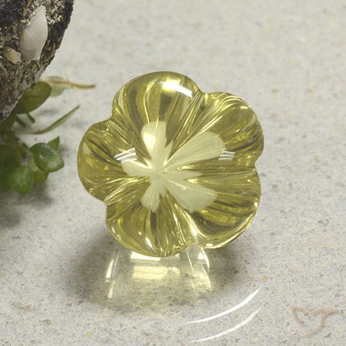 9.60ct Natural Medium-Light Yellow Quartz, Flower Cut, Transparent