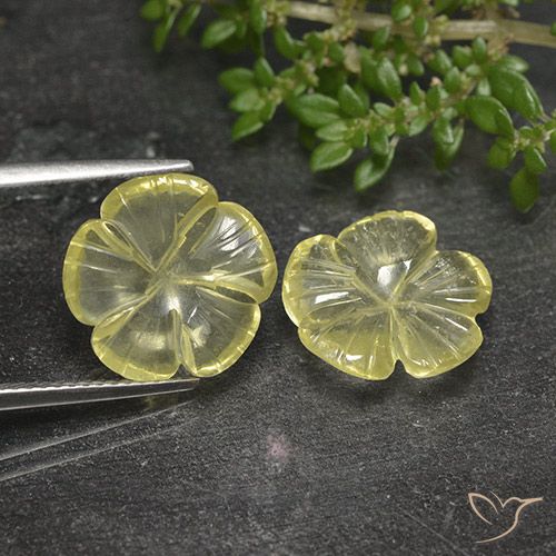 7.52ctw Natural Medium-Light Yellow Quartz, Flower Cut, Transparent