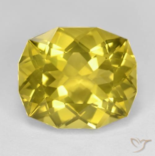 16.31ct Cushion Medium Yellow Quartz from Brazil, Dimension 17.7 x 15mm, Natural irradiated Gemstone, VVS-VS Clarity, 1pc Cushion-cut Quartz, Mohs Hardness of 7 suitable for daily wear jewelry, Photo A
