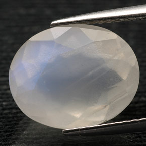 4.87 ct White Rainbow Moonstone Stone, Natural Rainbow Moonstone in Oval Facet Shape for Sale