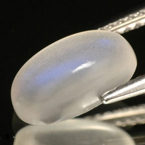 1.80 ct White Rainbow Moonstone Gemstone, Rainbow Moonstone Gem in Oval Cabochon Shape for Sale.