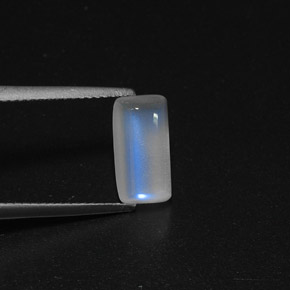 2.62 ct White Rainbow Moonstone Gemstone, Rainbow Moonstone Gem in Baguette Cabochon Shape for Sale.
