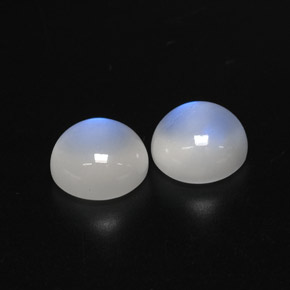 6.28 ct White Rainbow Moonstone Gemstone, Rainbow Moonstone Gem in Round Cabochon Shape for Sale.