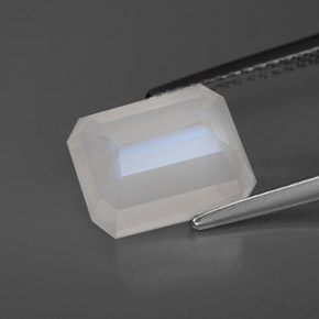 Rainbow Moonstone Gemstone in 10.5 x 8.4 mm Size for Sale, Rainbow Moonstone Stone in Blue White Color