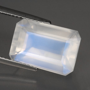 8.24 ct White Rainbow Moonstone Gemstone, Rainbow Moonstone Gem in Octagon Facet Shape for Sale.