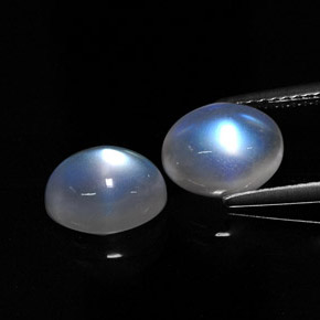 4.19 ct White Rainbow Moonstone Stone, Natural Rainbow Moonstone in Oval Cabochon Shape for Sale